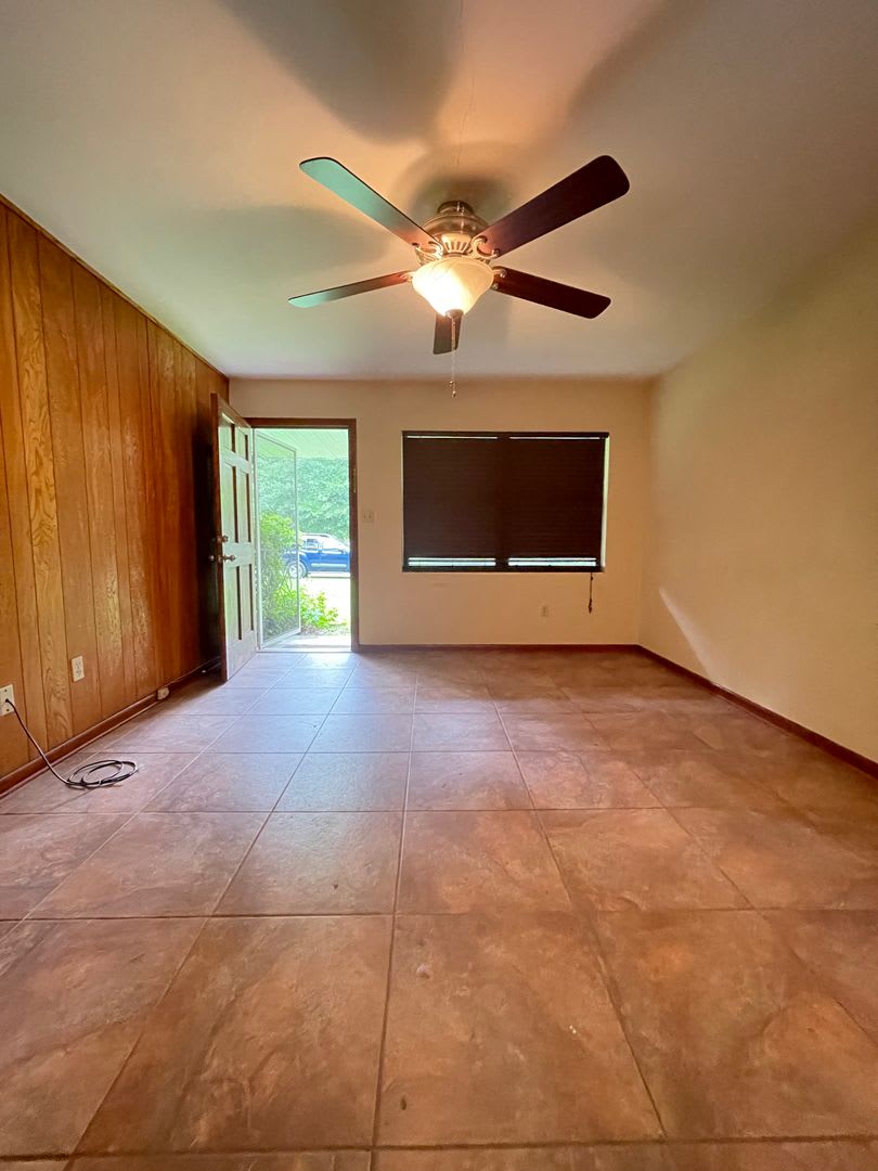 Conveniently located West Park Home! – photo 4