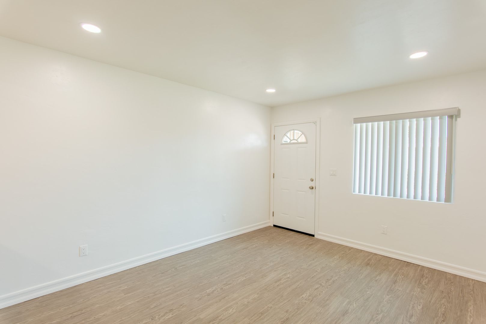 462 Davidson St – photo 3