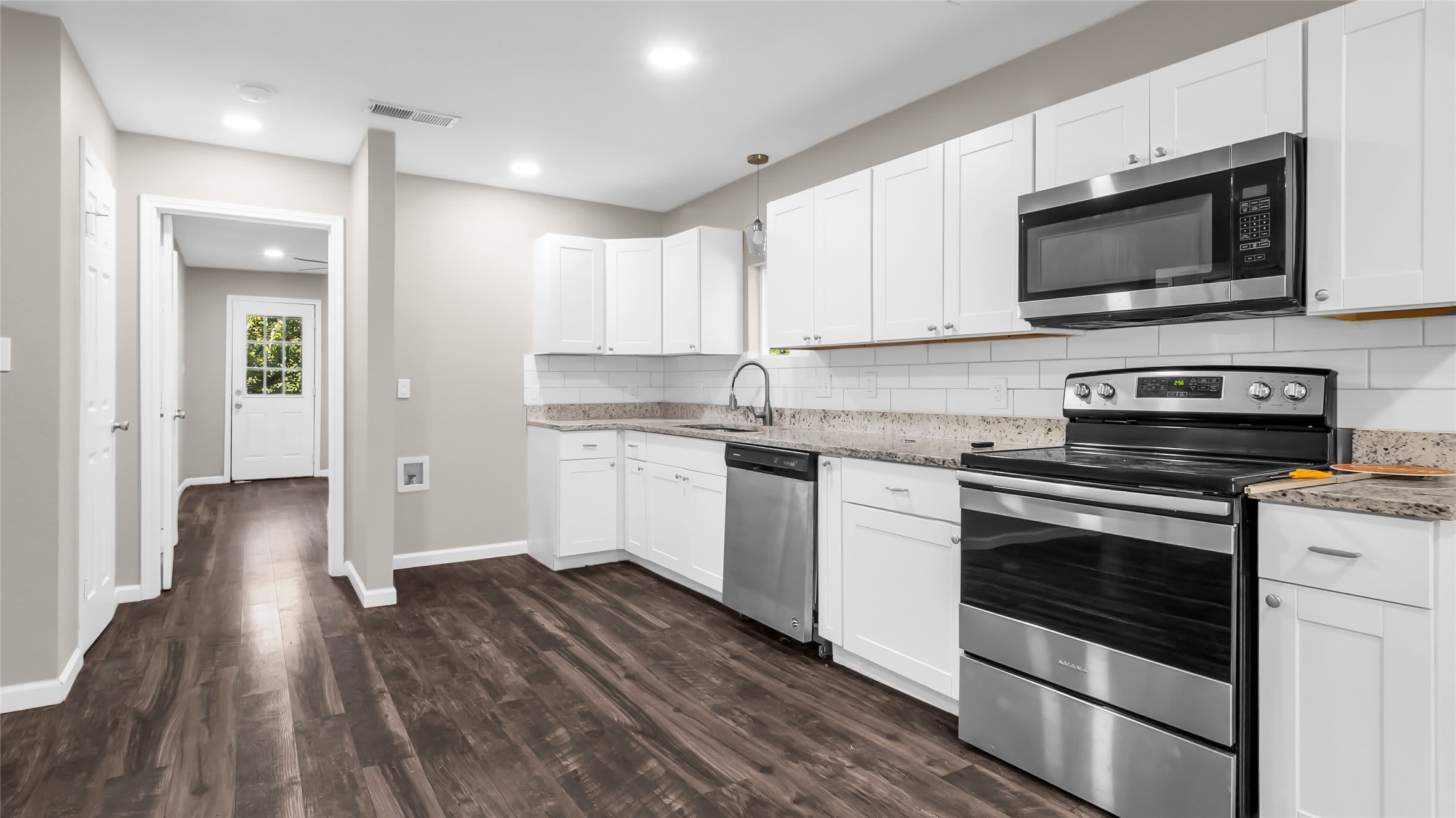 220 W Murray Street – photo 5