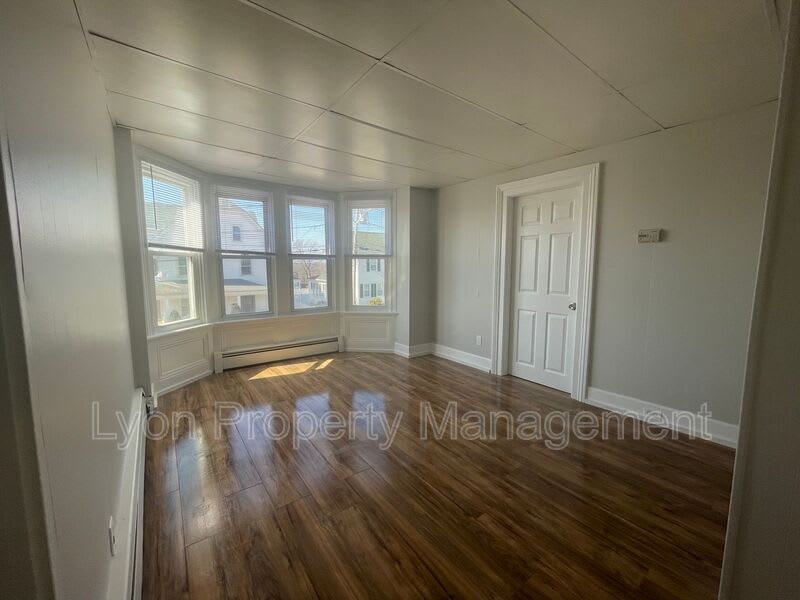 5 Vose St – photo 2