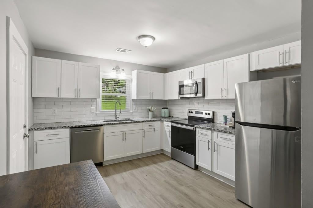 2889 White Oak Drive – photo 3
