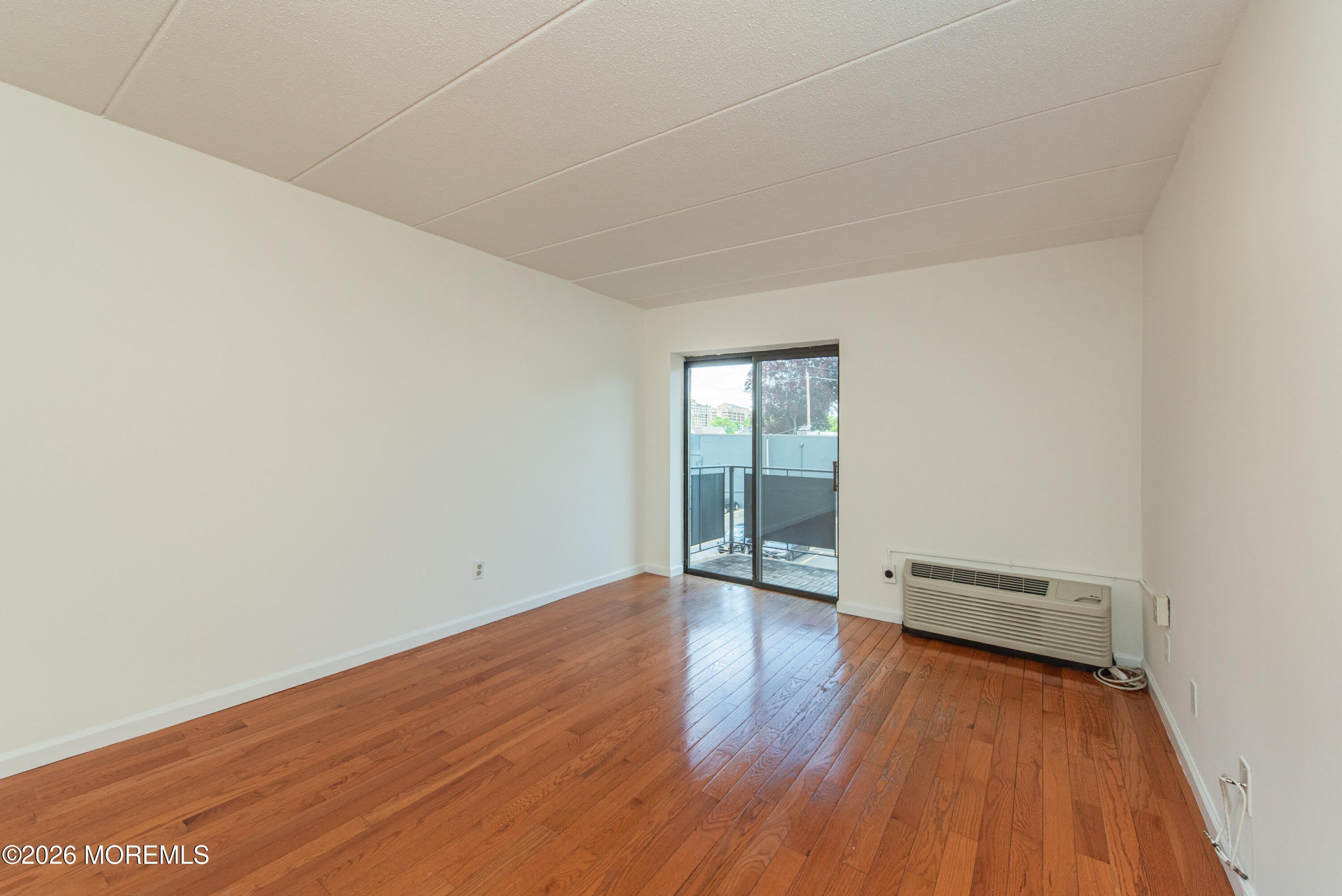 5 Linden Street – photo 4
