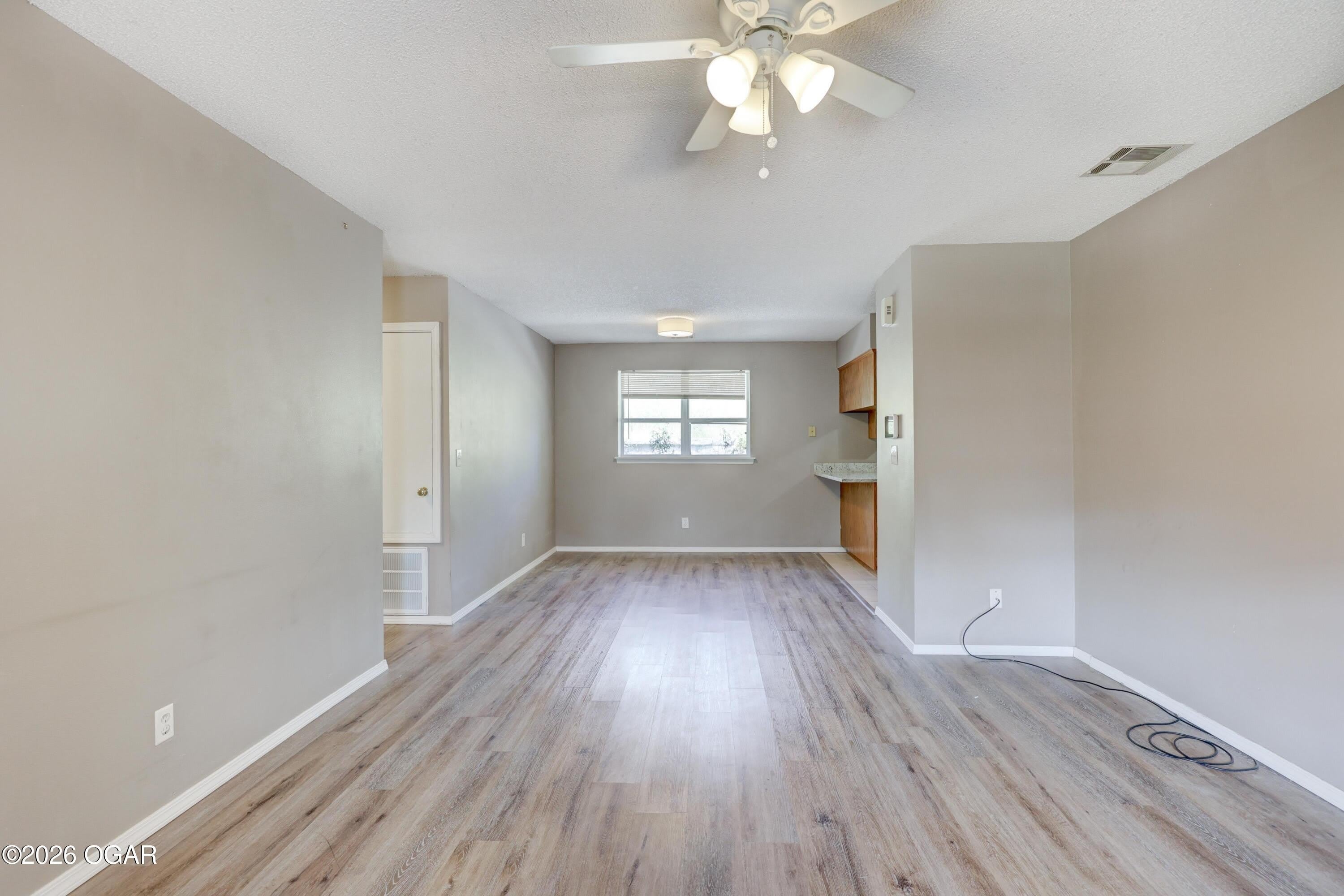 3812 N Indiana Avenue – photo 3