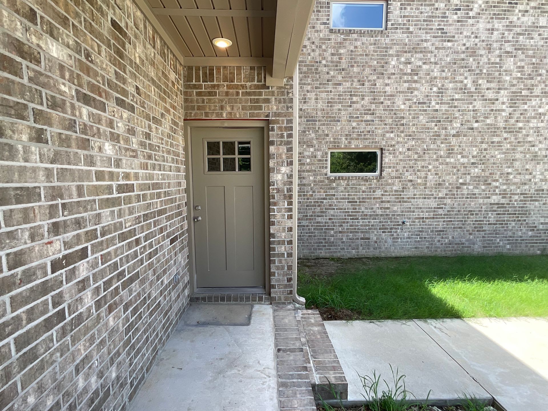 Newer Duplex – photo 5