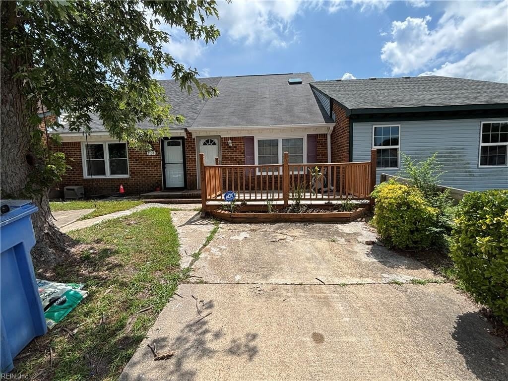 1105 Vermilya CT – photo 1