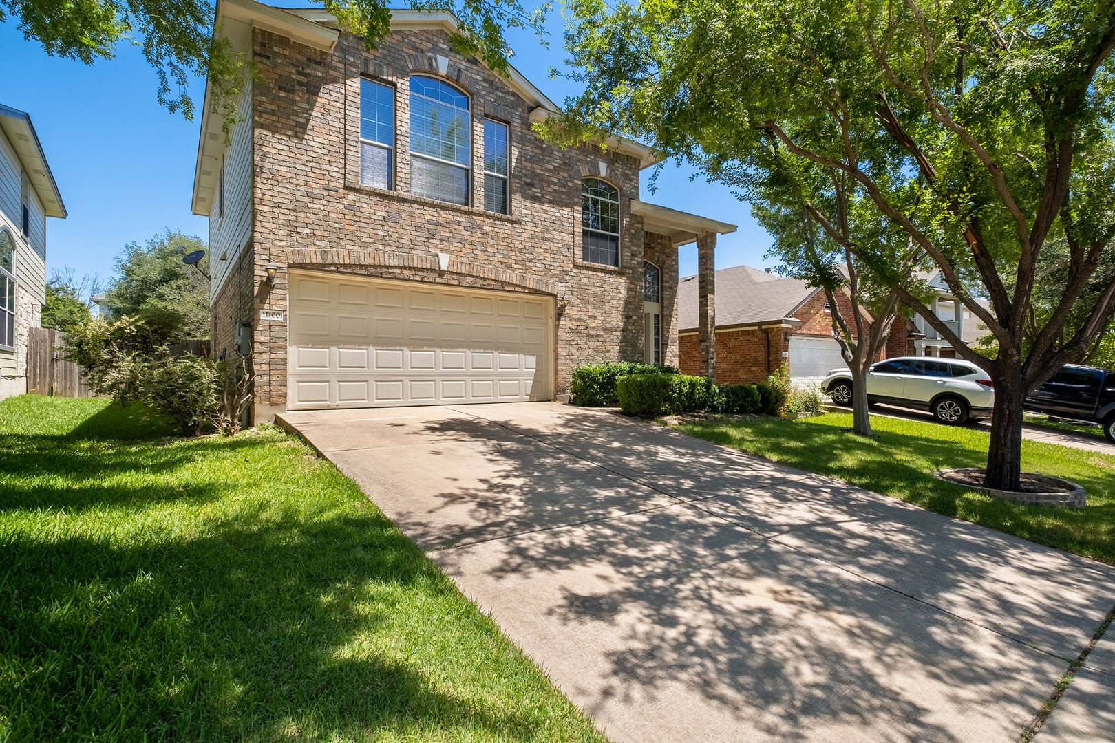 Excellent 3 Bedroom 2 5 Bath 2 Story Home In Avery Ranch – photo 3
