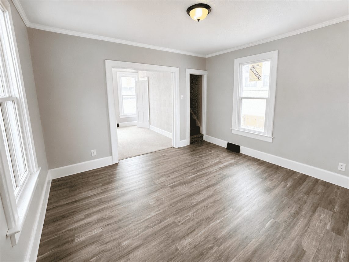 4032 Lewis Ave – photo 5