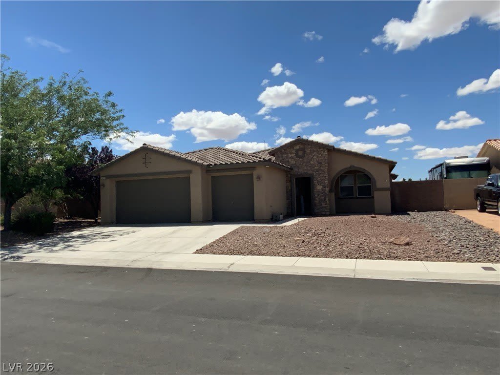 5819 E Badlands Lane – photo 2