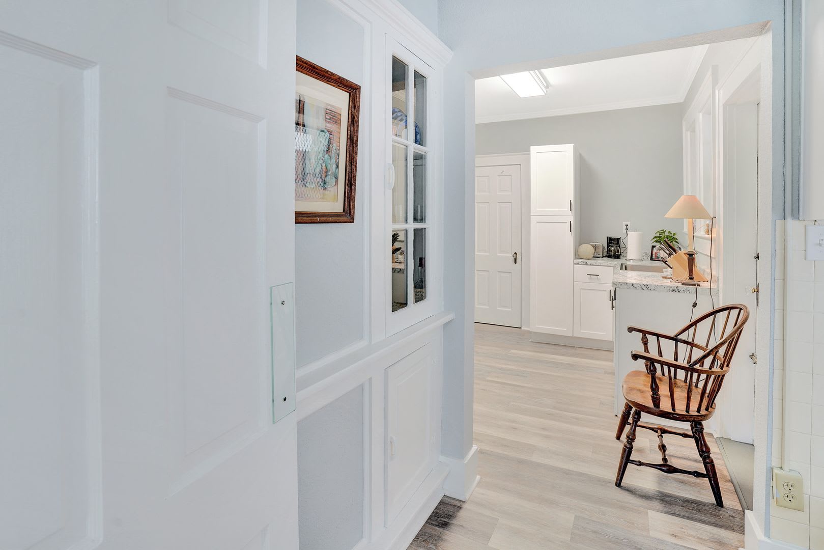 Ardsley Park 3 bedroom 2 bathroom with Sunroom – photo 5