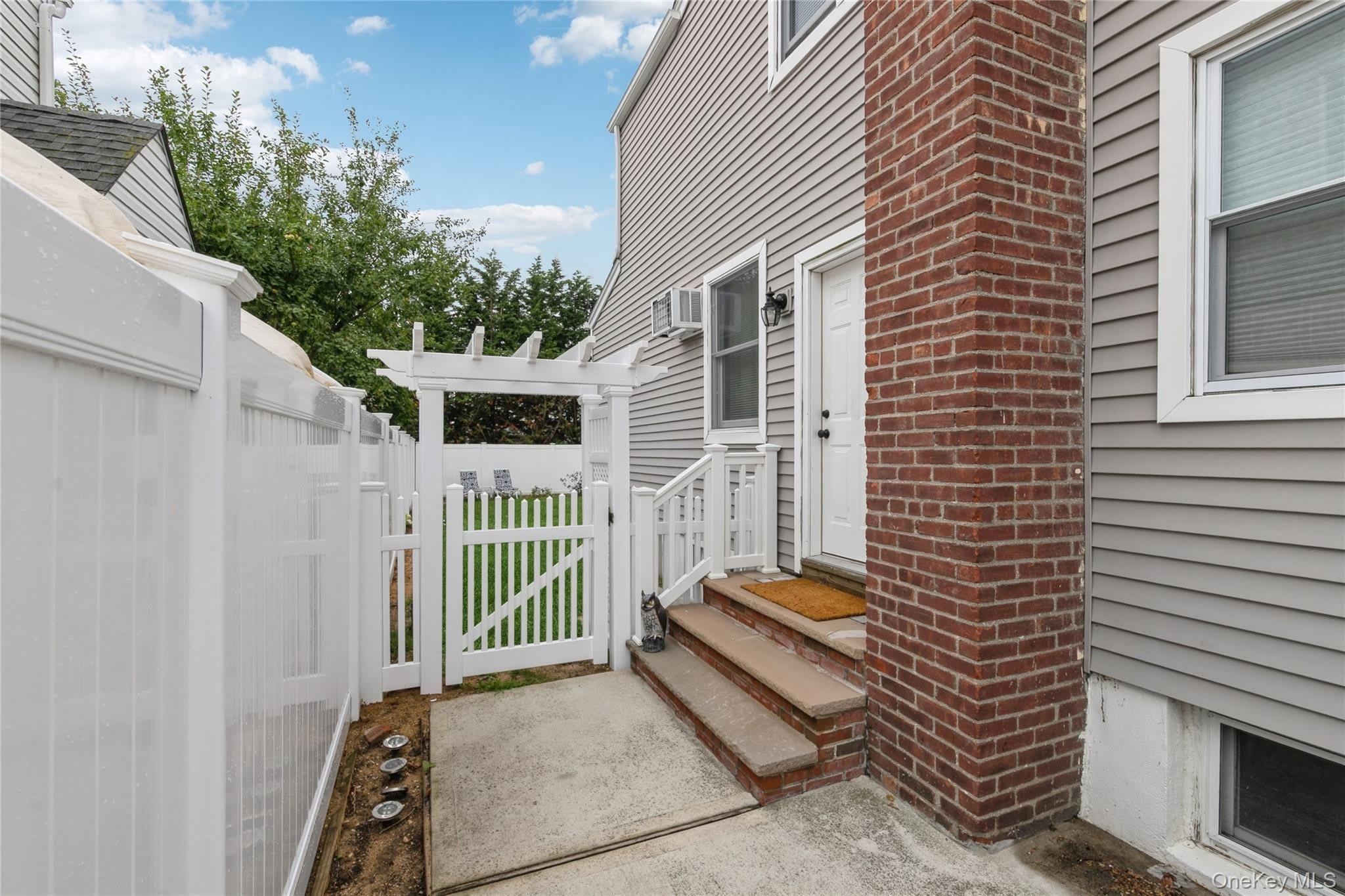 11 Deauville Parkway – photo 2