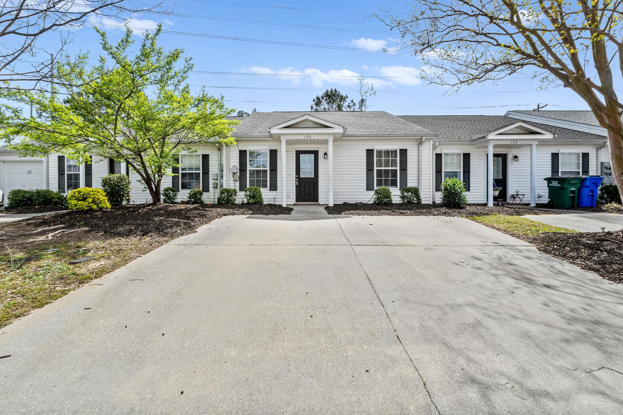130 Bennington Lane – photo 2