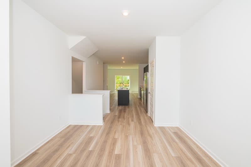 815 Freston Road – photo 3