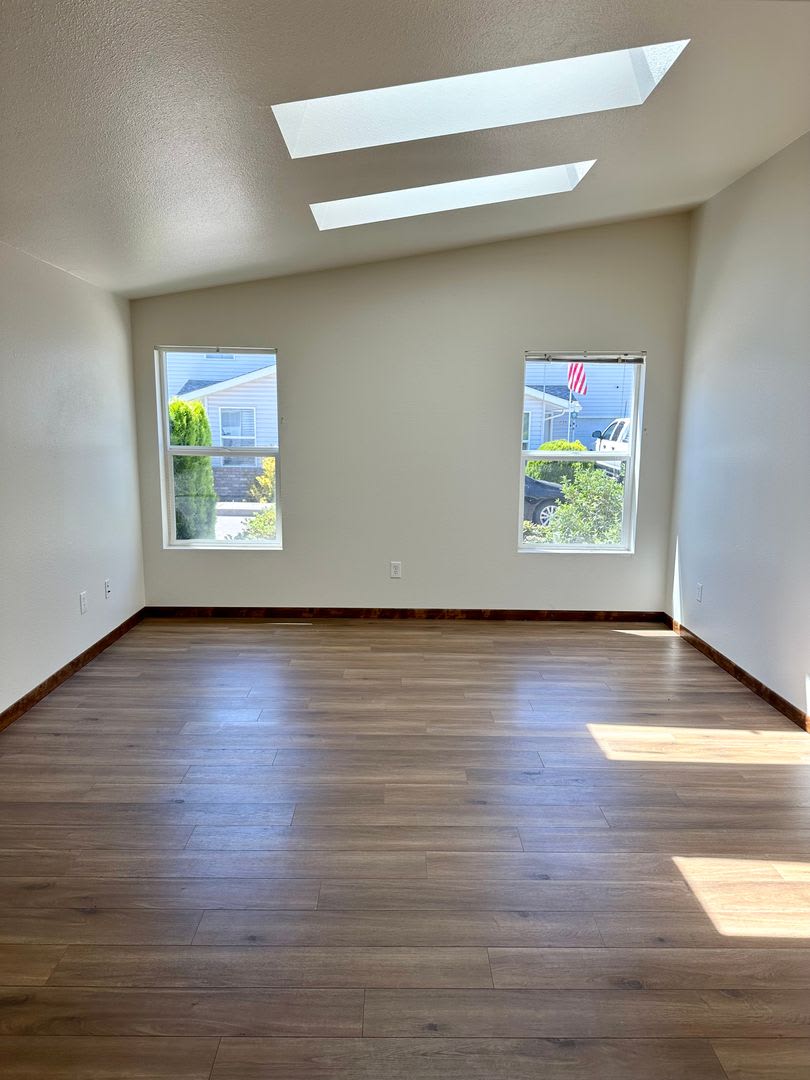 1/2 Off 2nd Month's Rent – photo 2