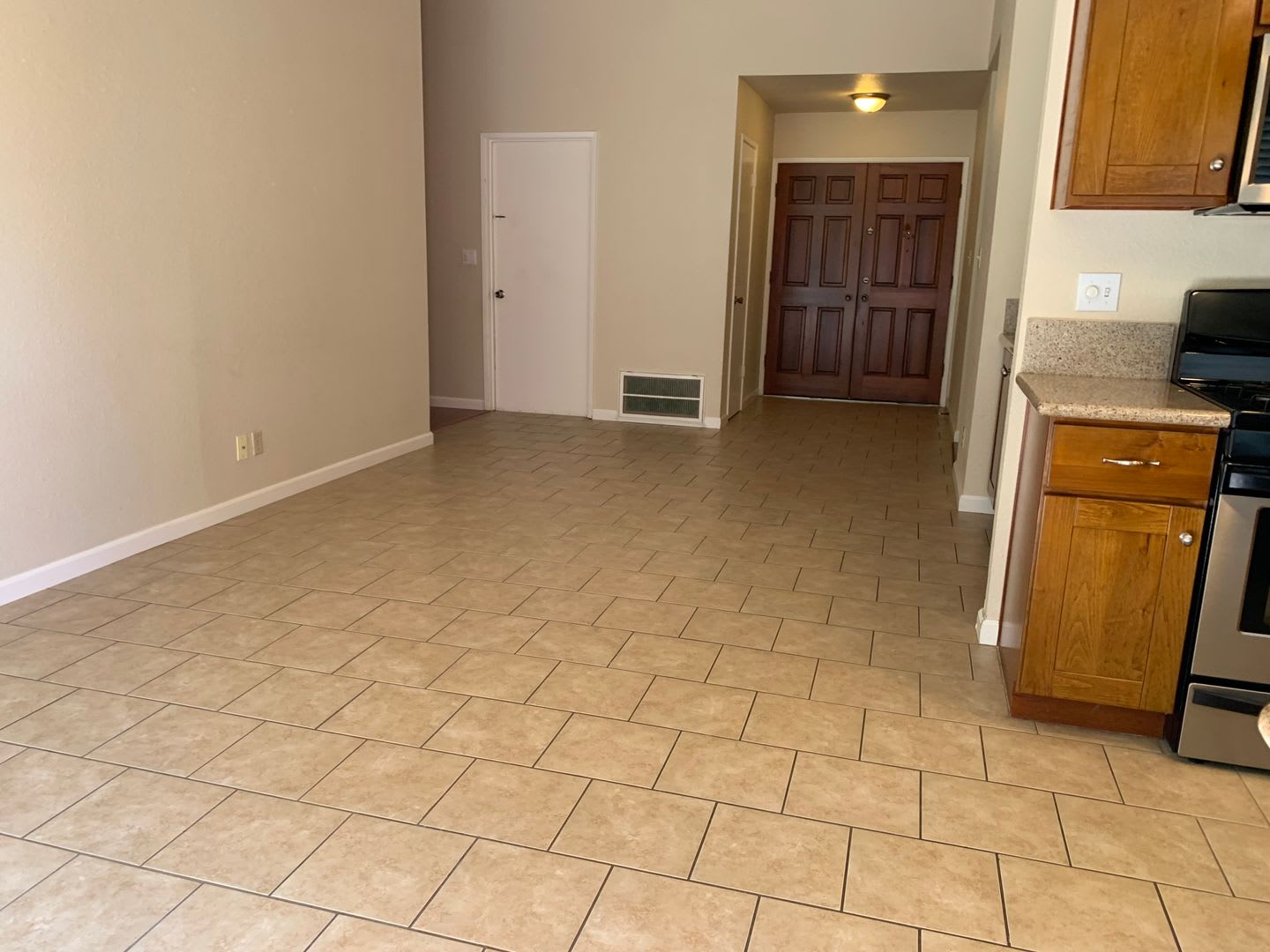 Adorable well maintained 3 bedroom 2 bath home – photo 5