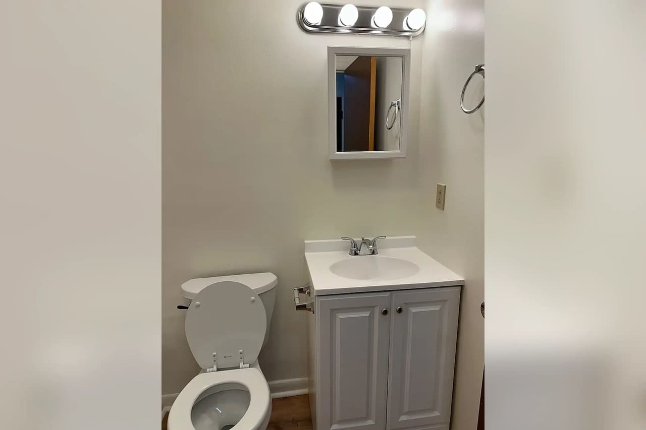 326 Auburn St – photo 5
