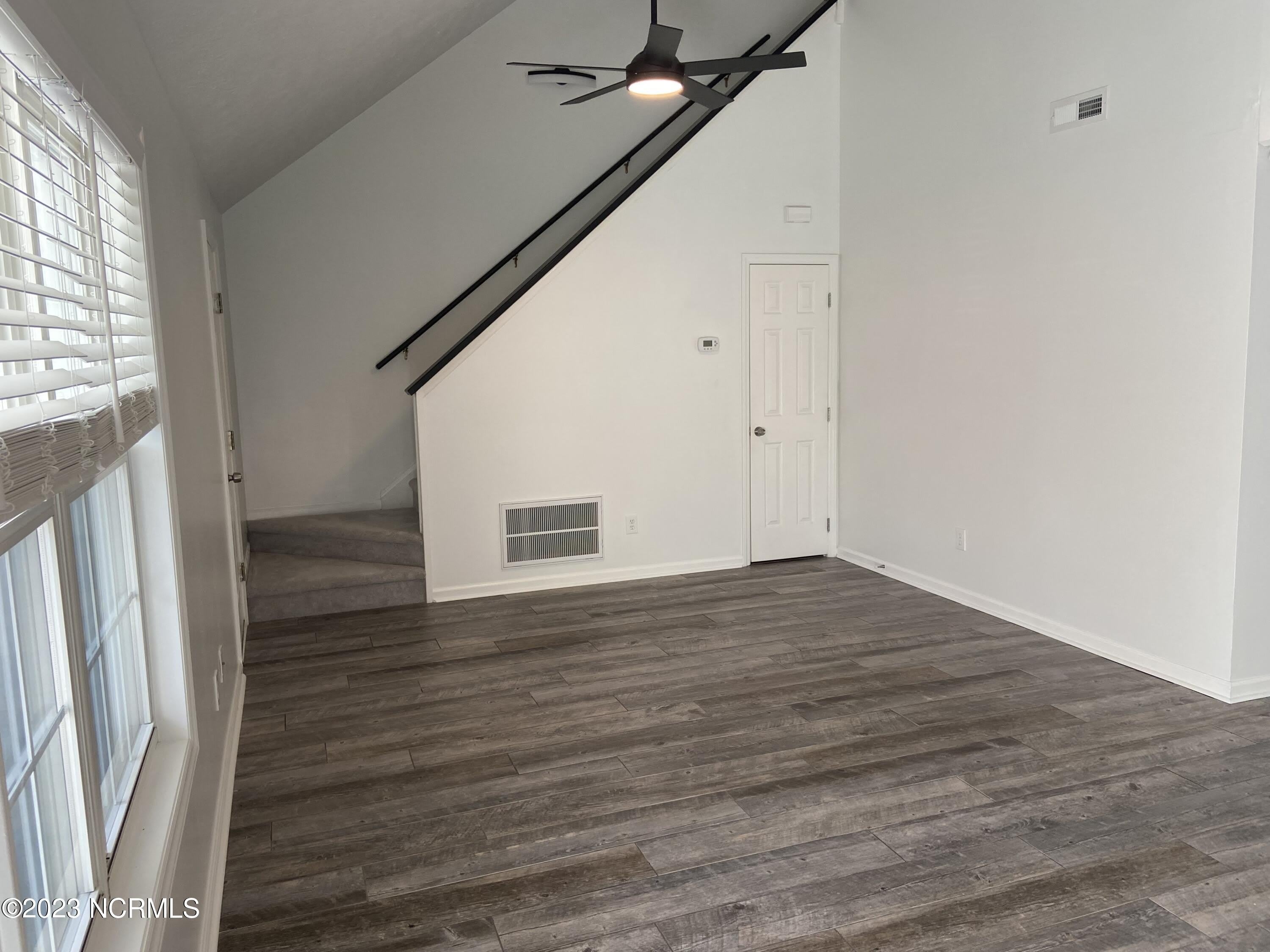 338 Emerald Cove Court – photo 3