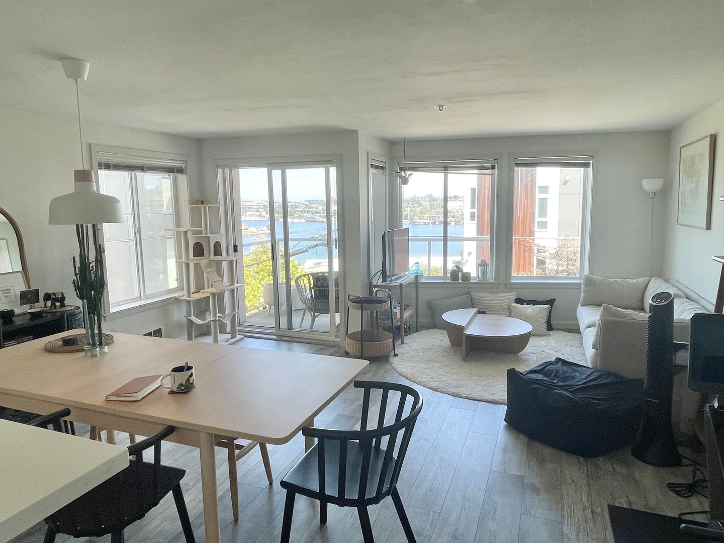 Lake Union View Condo! – photo 4