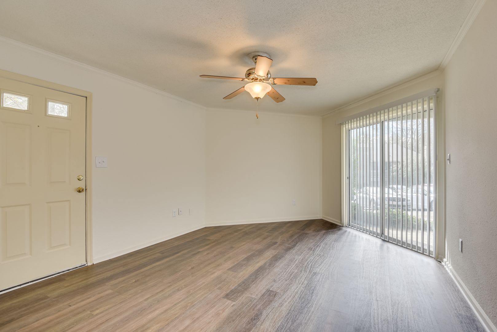Champions Pines Apartment Homes – photo 3