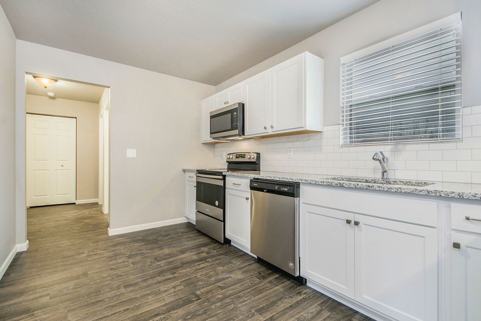 Move In Special Get October Free Move In By September 30Th To Receive Free Rent For October Take Advantage Of This Limited Time Offer – photo 2
