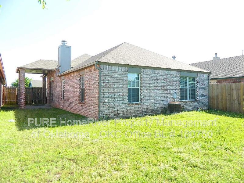 1705 SW 23rd St – photo 4
