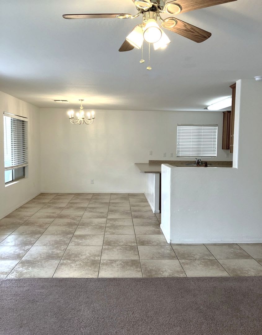 Oasis at Magic Ranch Spacious 2200 Sq Ft Home – photo 2