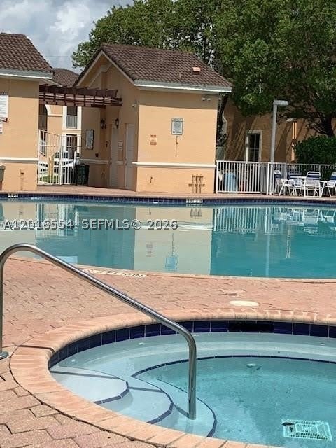7100 Nw 177Th St – photo 3