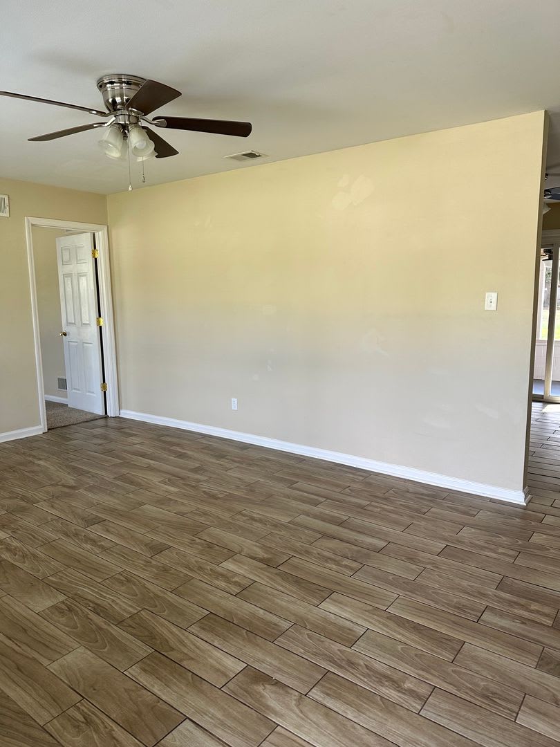 FOR RENT – photo 2