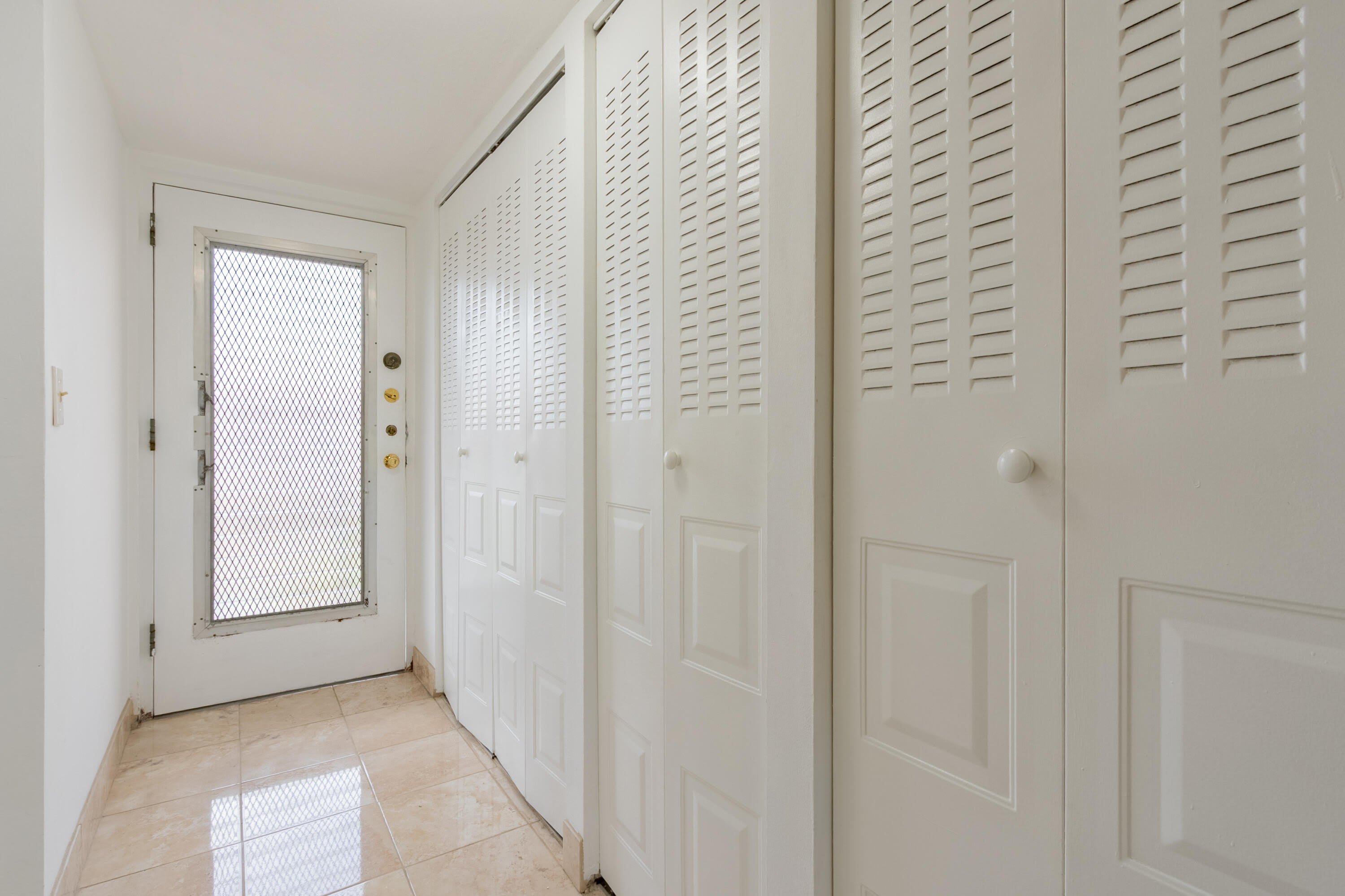 2811 Somerset Drive – photo 4