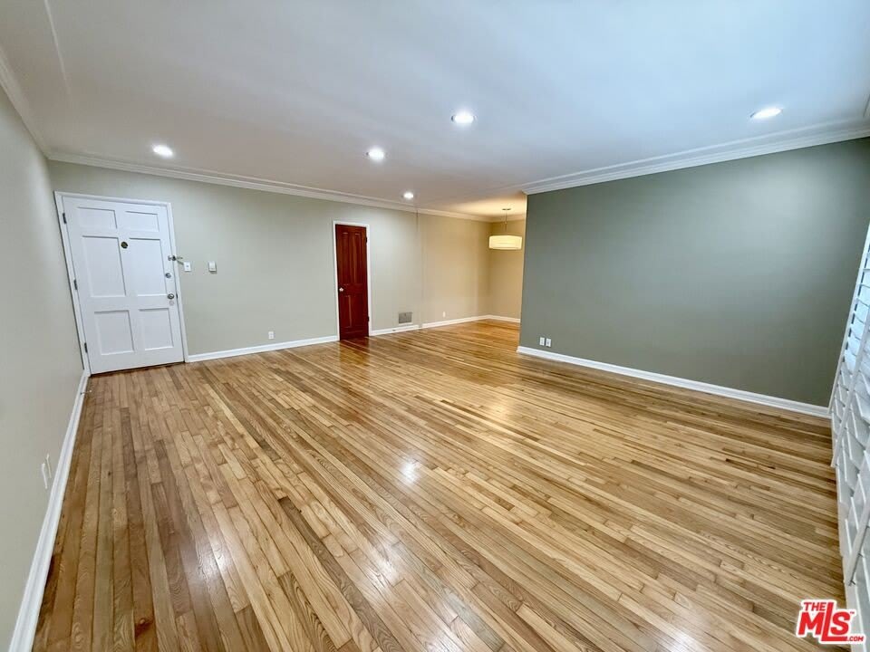 9667 W Olympic Blvd – photo 4