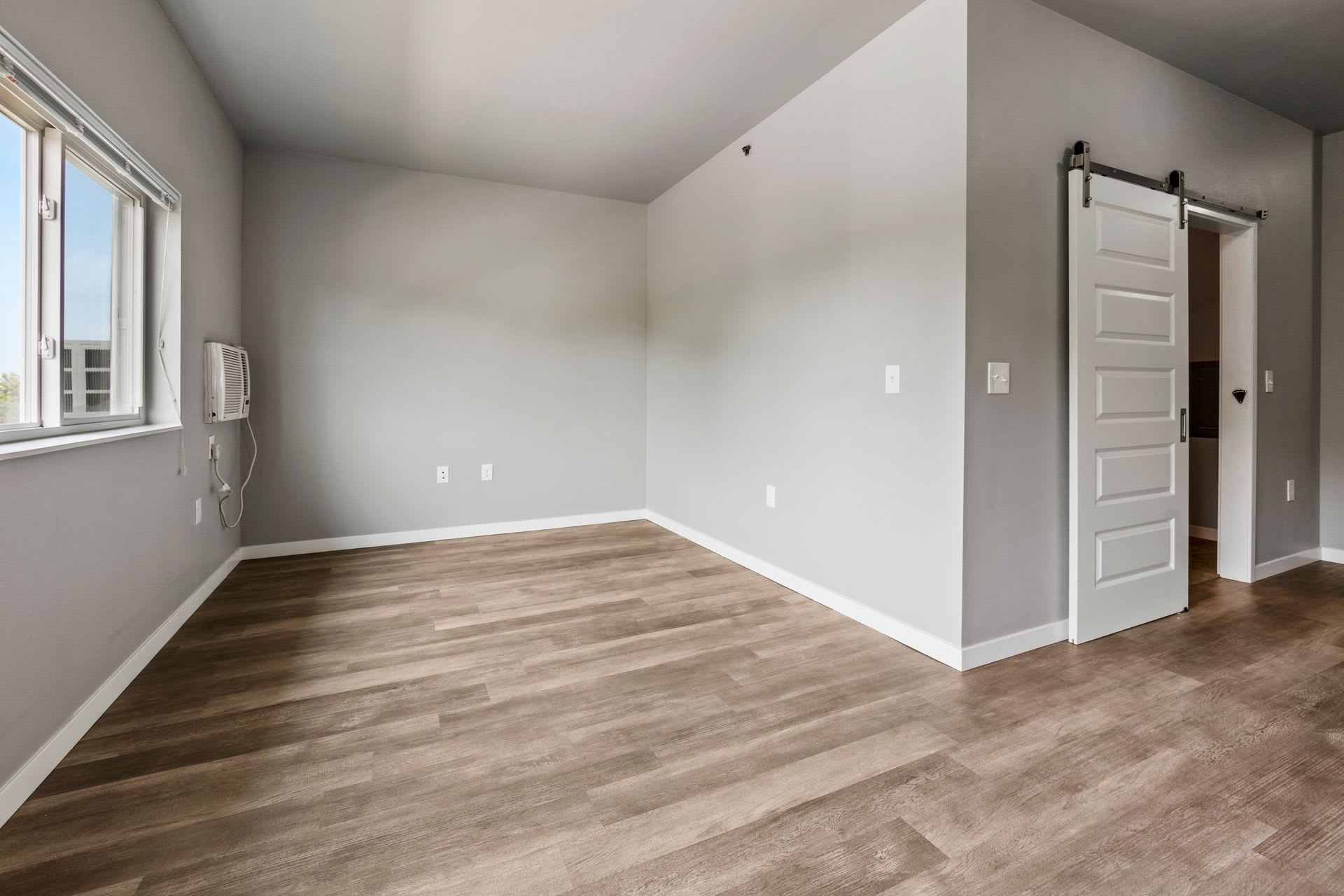 Wilmot Estates Apartments – photo 5