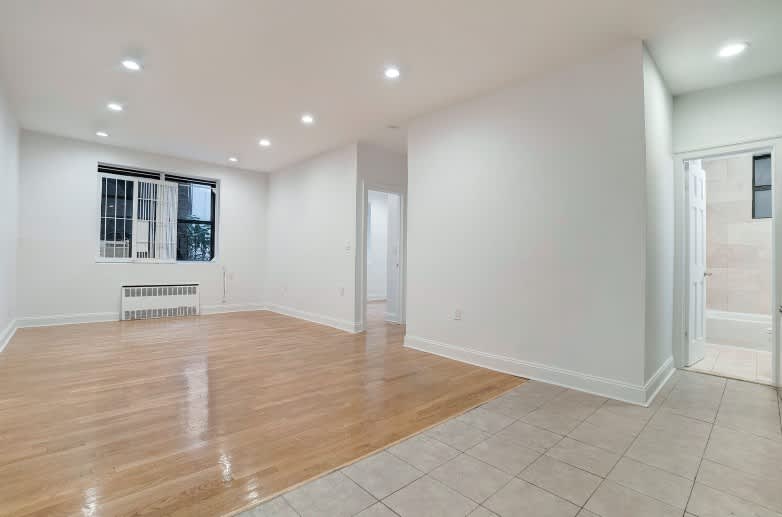 181 E 3rd St – photo 4