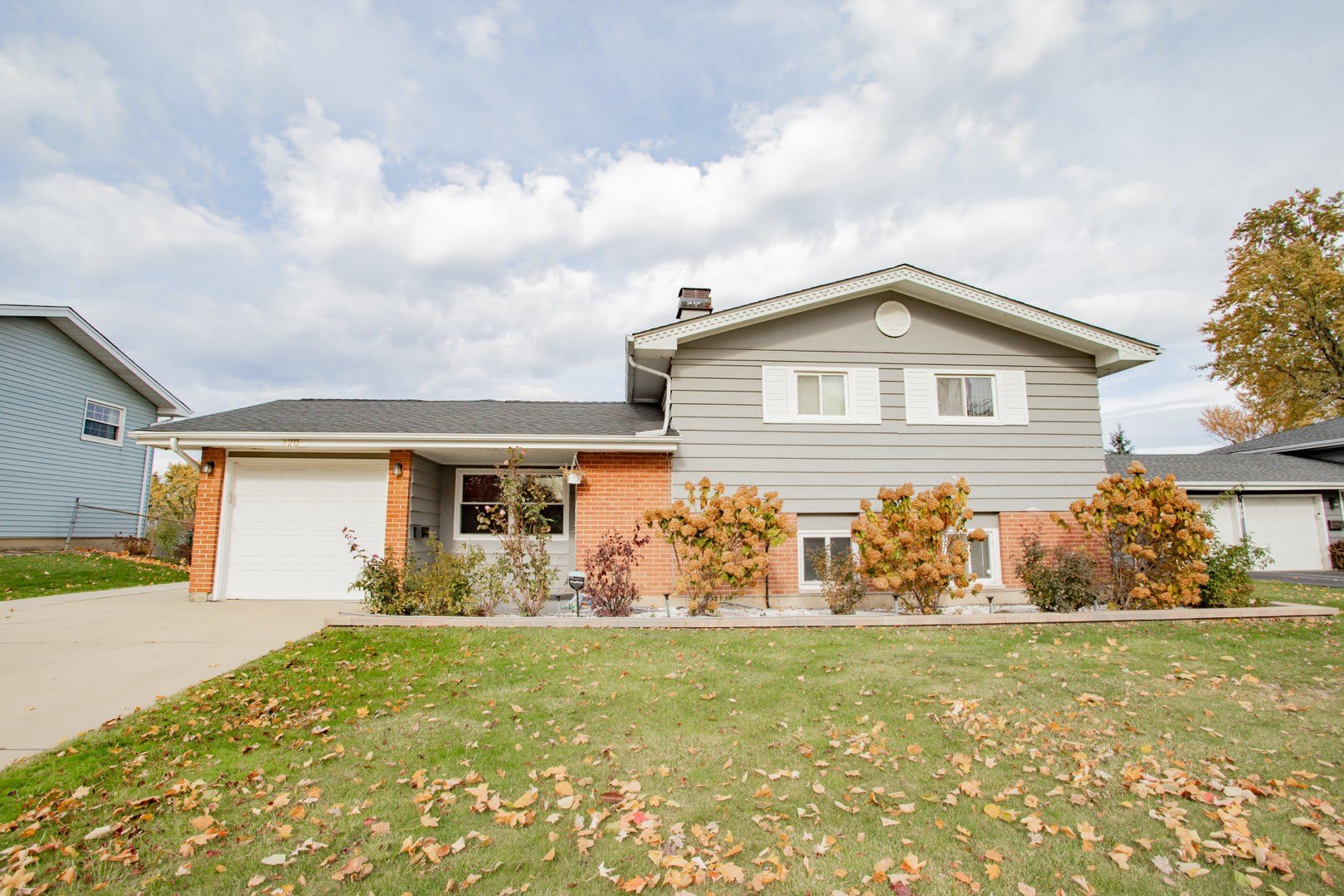 720 Durham Lane – photo 1