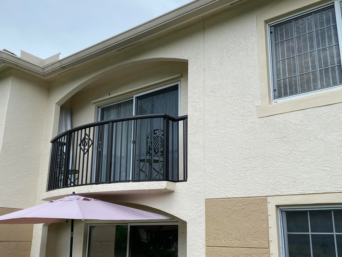 100 Crestwood Ct N – photo 2