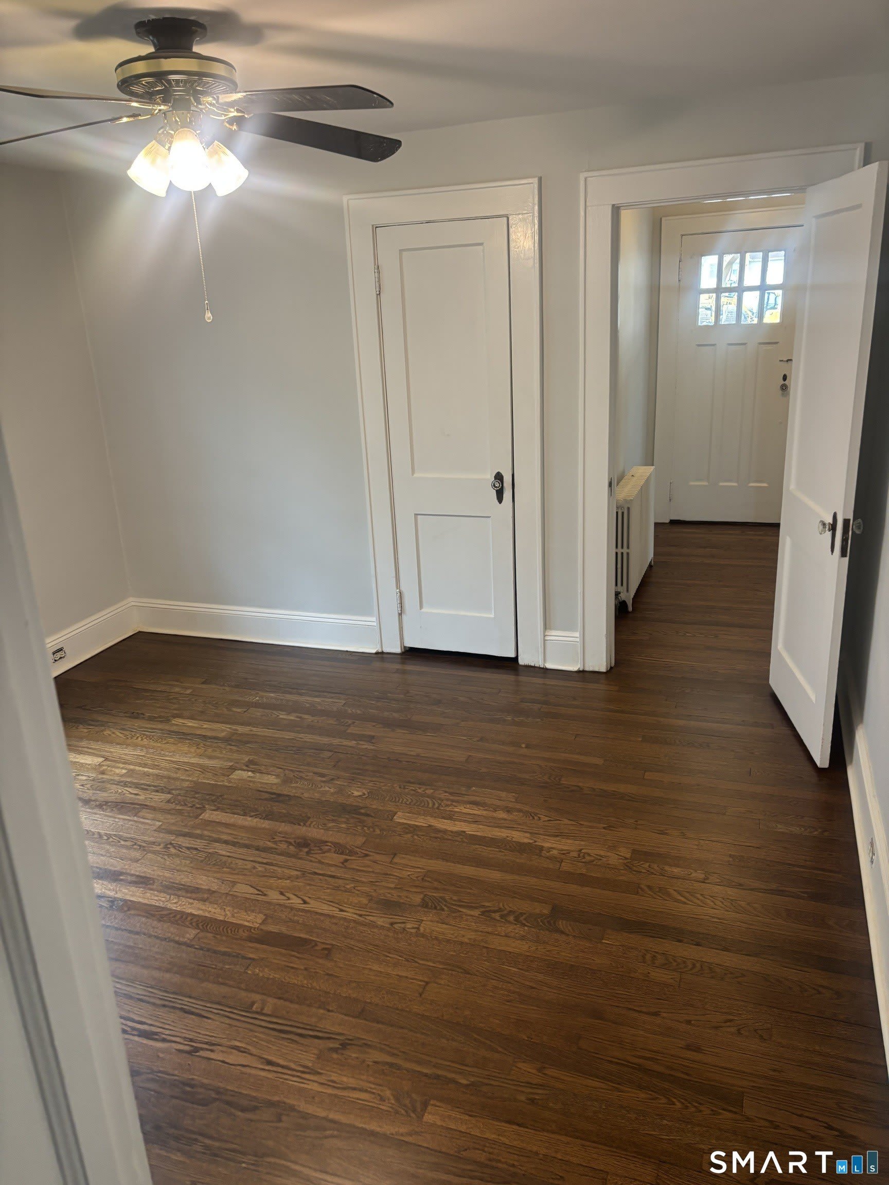 1095 Hillside Avenue – photo 5