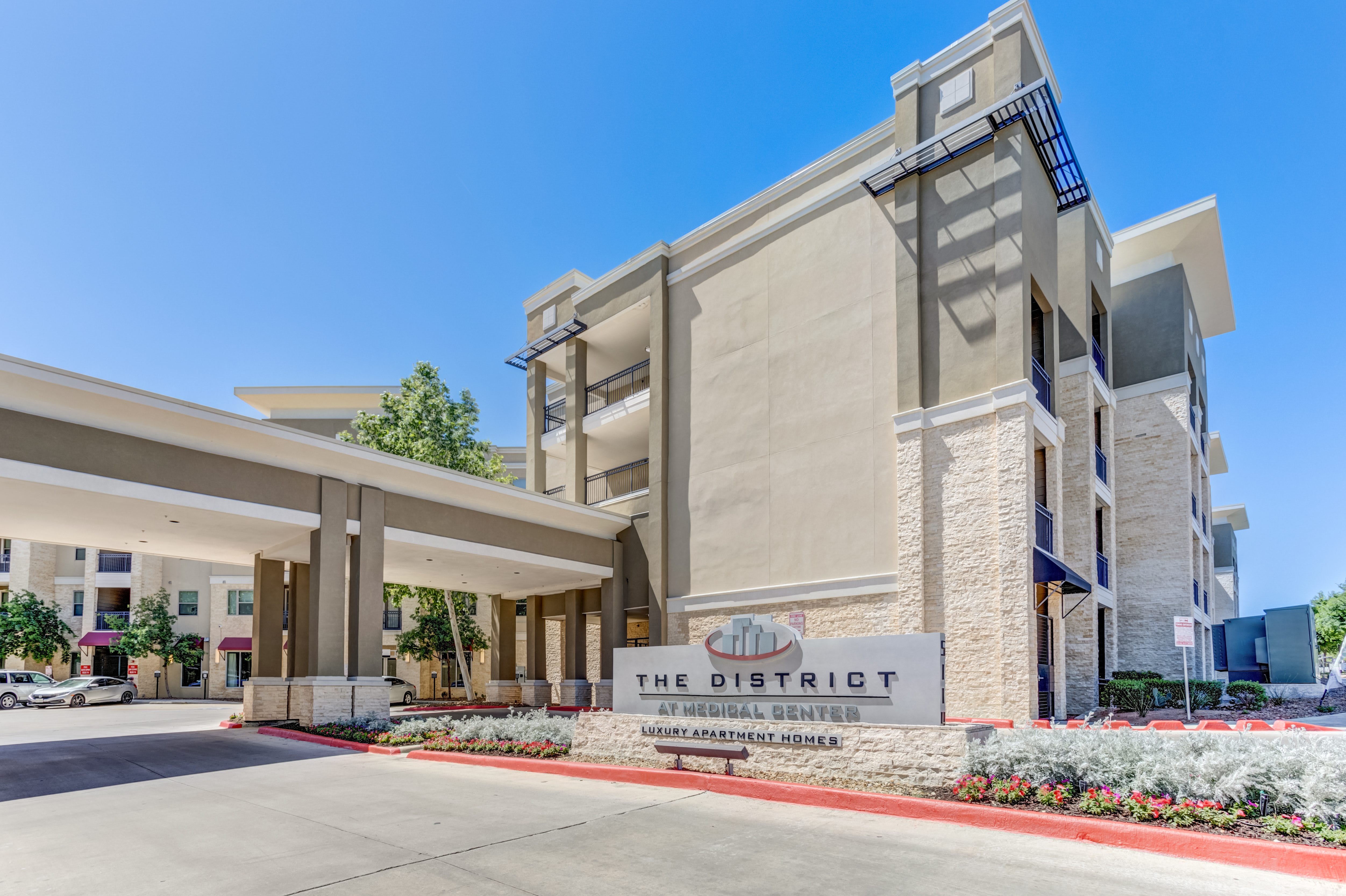 District at Medical Center – photo 1