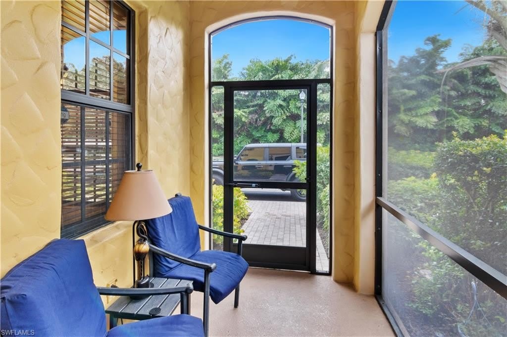 9151 Delano St – photo 3