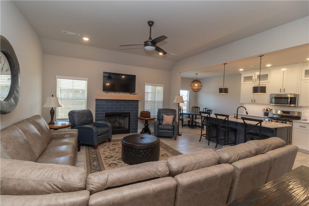 1137 Laux Lane – photo 5