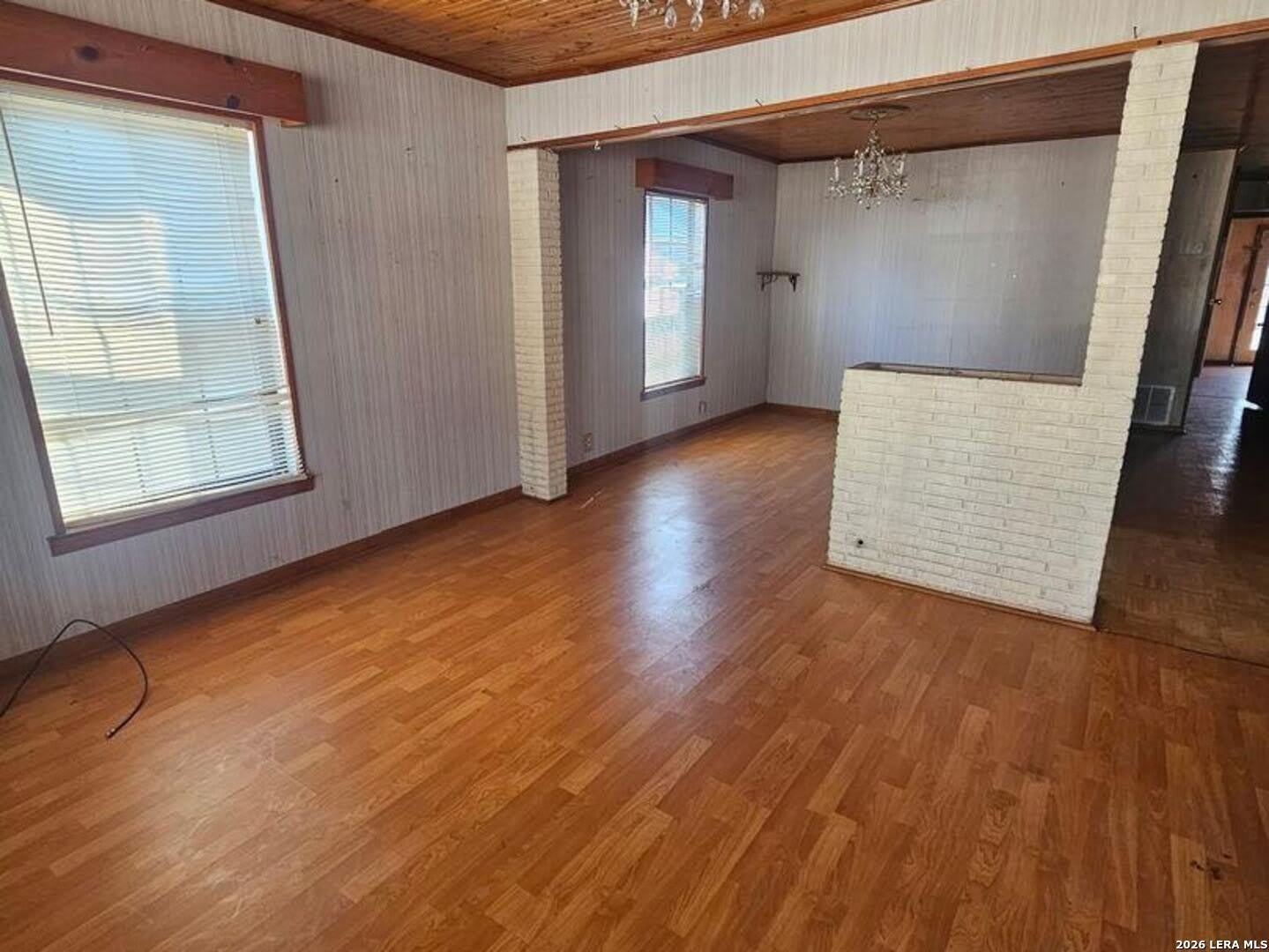 118 W Vestal – photo 5