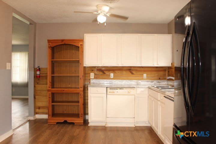 409 Short Avenue – photo 4