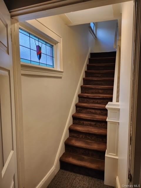 283 Houston Avenue – photo 3