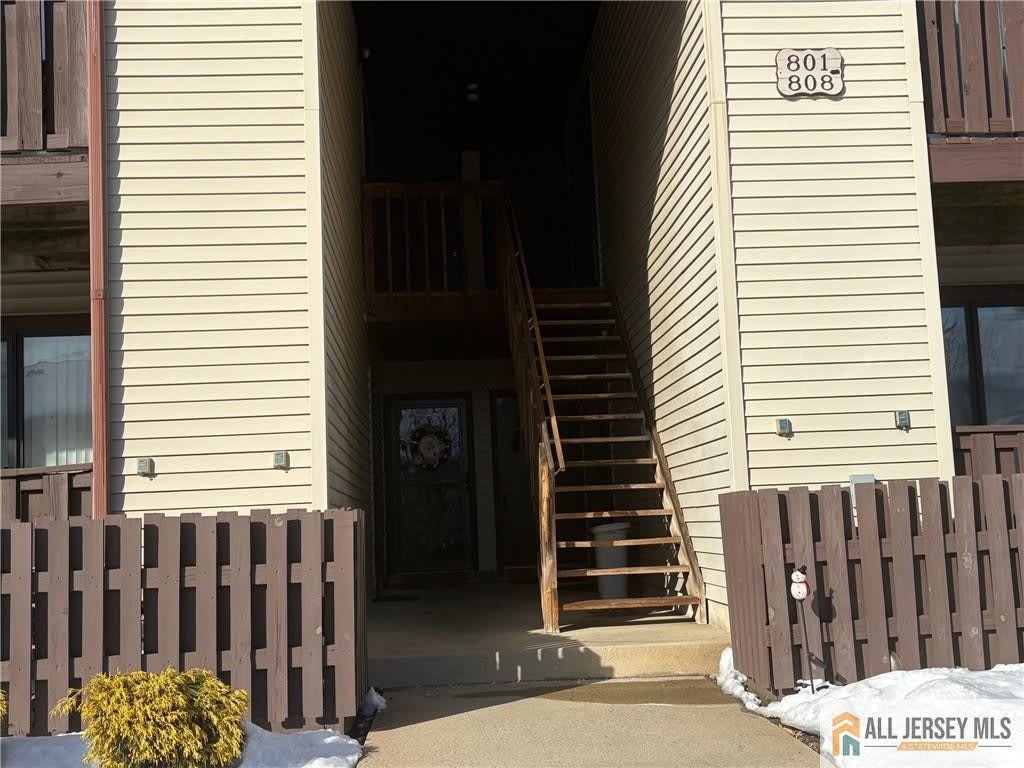 802 Lindsey Court – photo 1