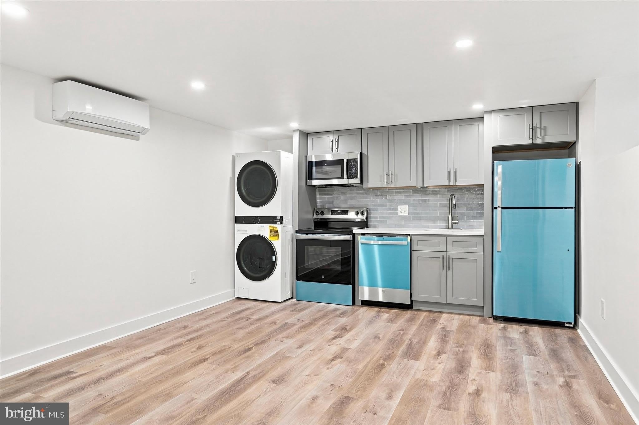 5601 HUNTER Street – photo 3