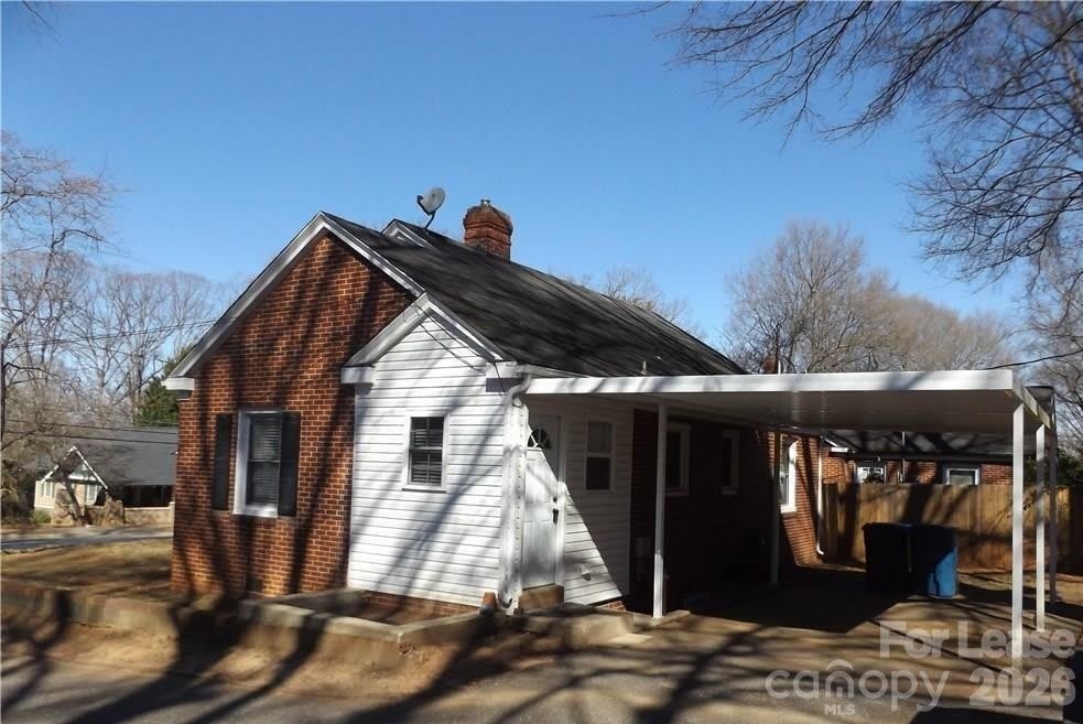 1024 8th Street NE – photo 2