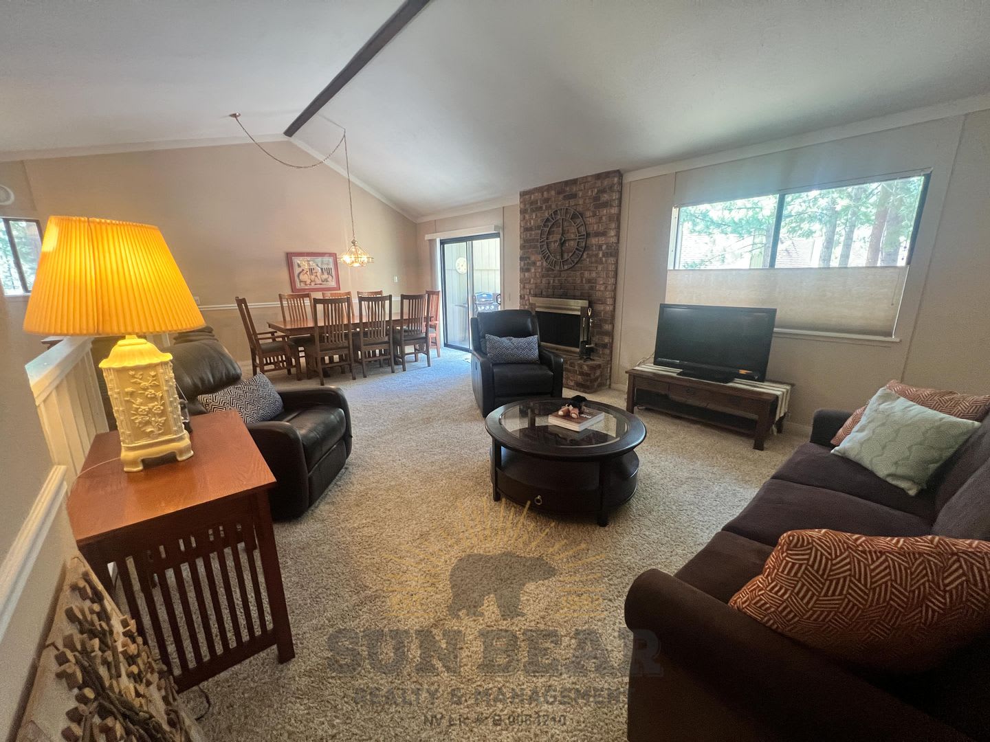 2 Bedroom in Brookstone – photo 2
