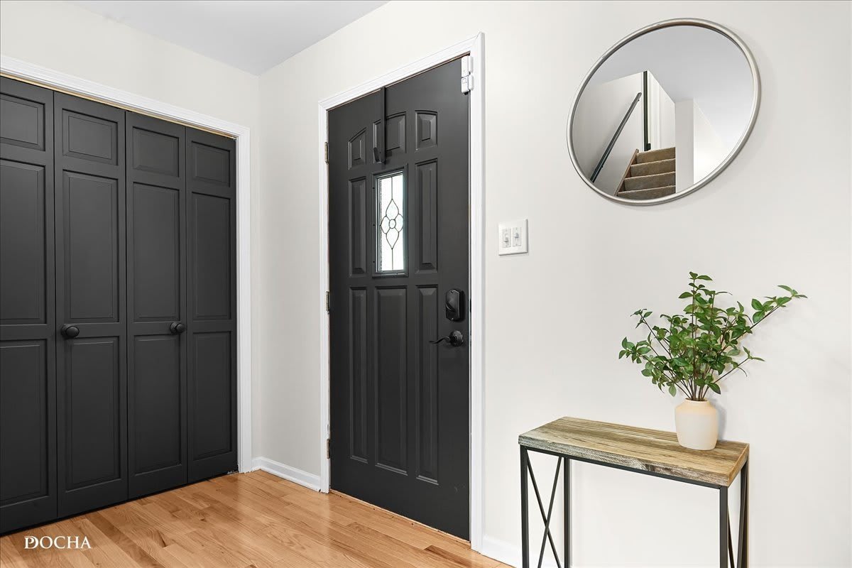 1012 Bainbridge Drive – photo 2