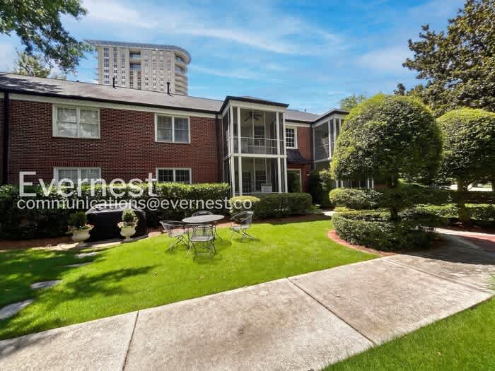 55 Delmont Drive Northeast – photo 4