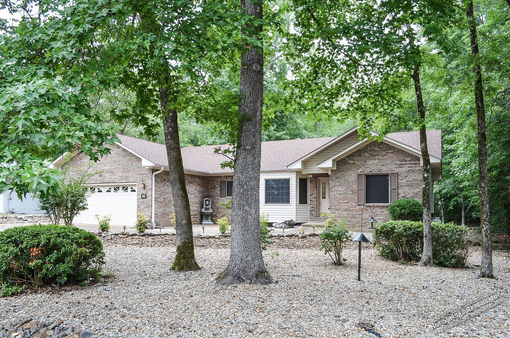 Spacious 3 Bedroom Home For Long Term Lease In Hot Springs Village – photo 2