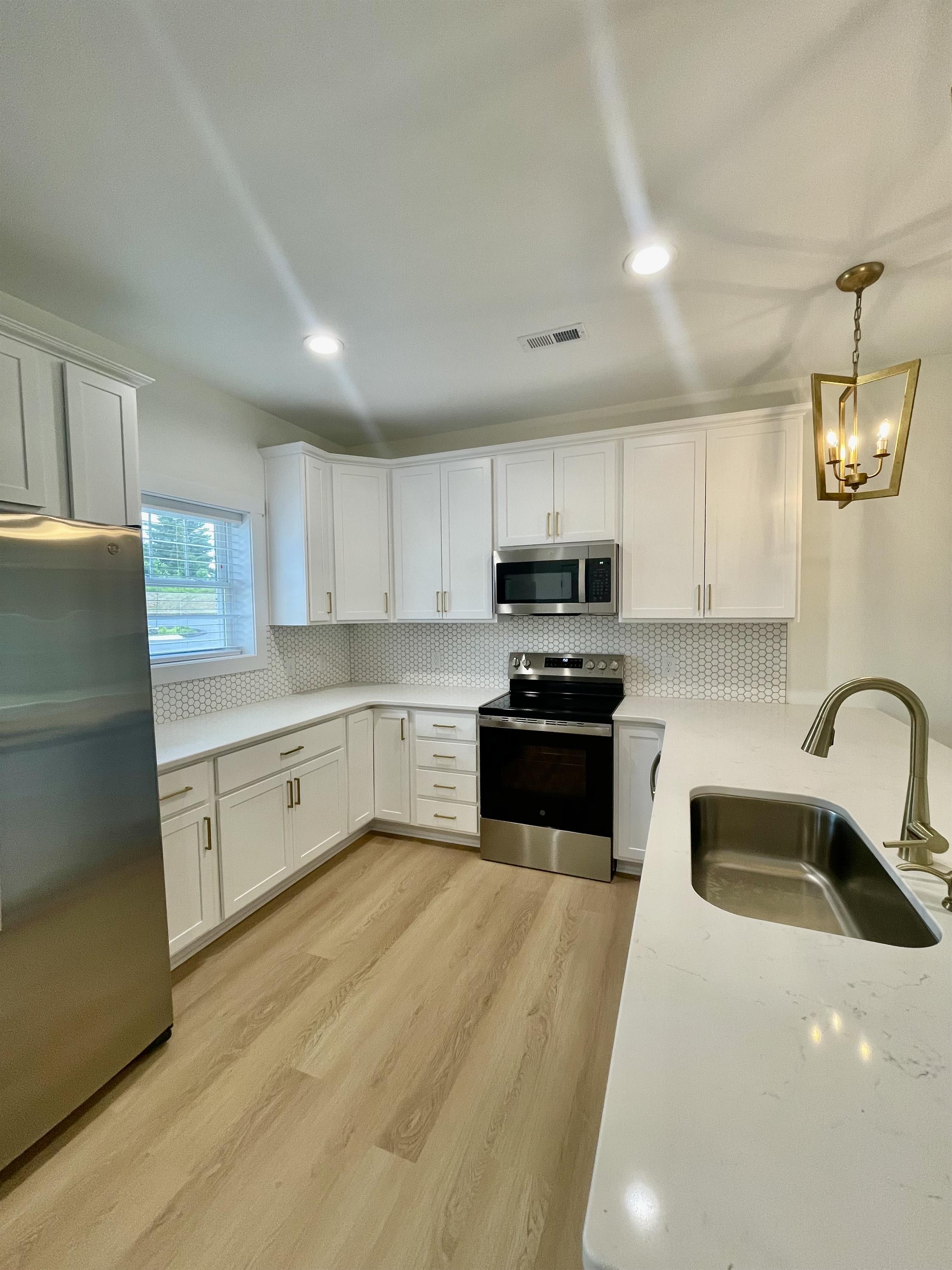 556 Leesville Road – photo 5