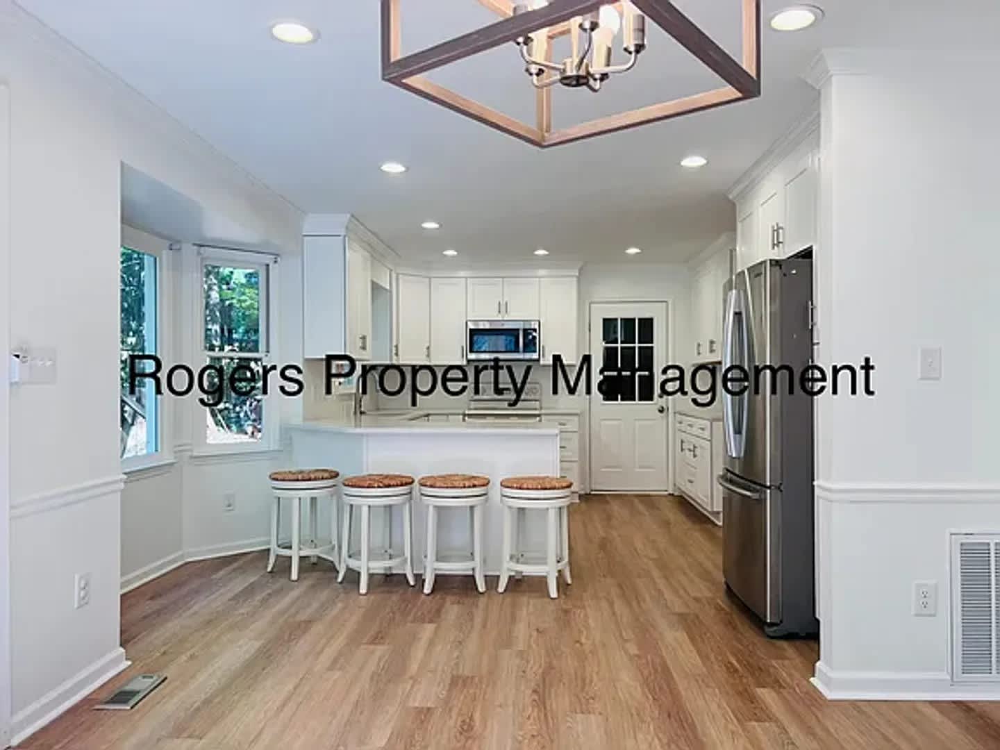 317 Amherst Creek Drive – photo 2