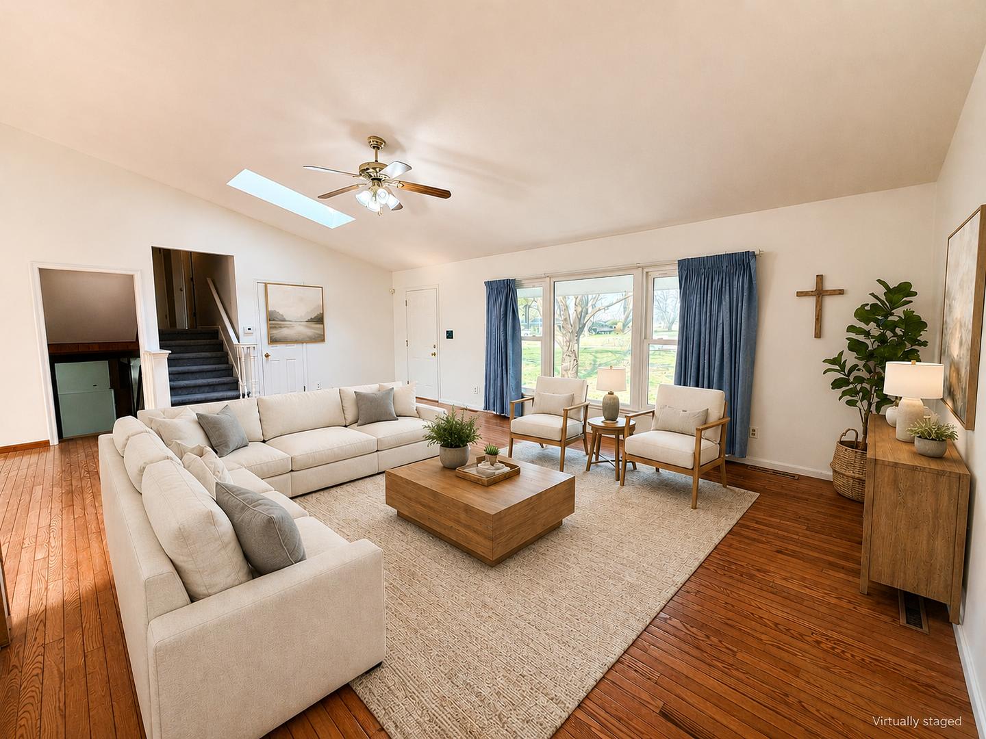 Luxury Living In Auburn – photo 2